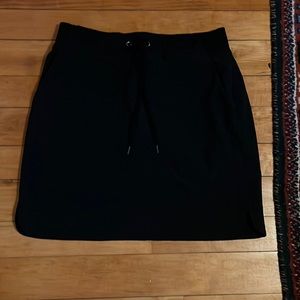Athleta black golf skirt